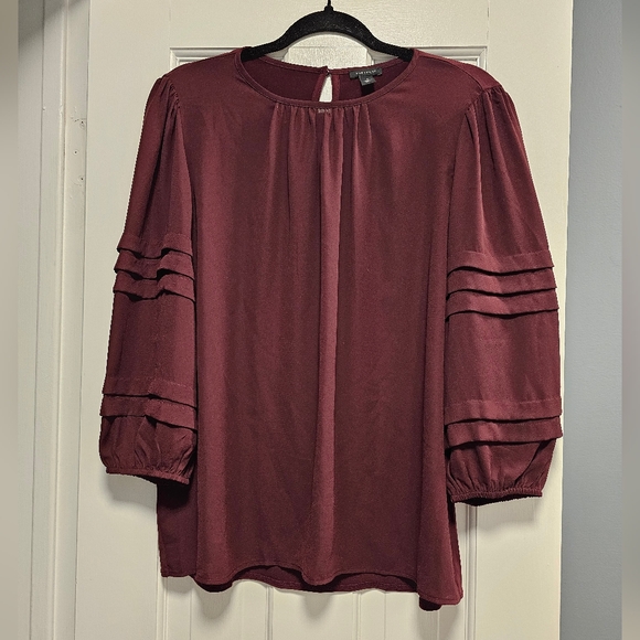 Ann Taylor top - Picture 1 of 7